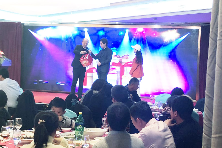 贏戰(zhàn)豬年、共創(chuàng)輝煌--山美股份隆重舉行2018年度表彰大會(huì)暨2019迎新年會(huì)