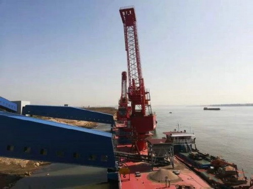 湖北一永久性砂石集并中心建成，總投資約2.5億元，年設(shè)計吞吐量360萬噸