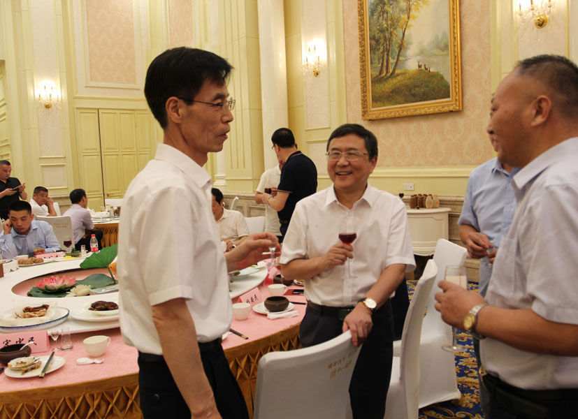 楊安民從業(yè)卅五周年系列報(bào)道--“璀璨卅五年，榮耀共分享”紀(jì)念晚宴