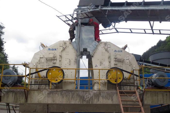 HC、HSI系列反擊式破碎機(jī)