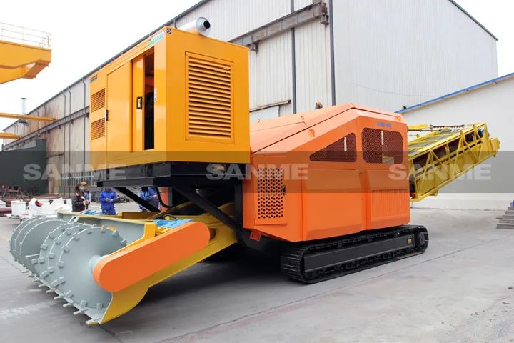 顛覆傳統(tǒng)裝車方式，山美履帶式取料機助您實現(xiàn)降本增效、節(jié)能減排！